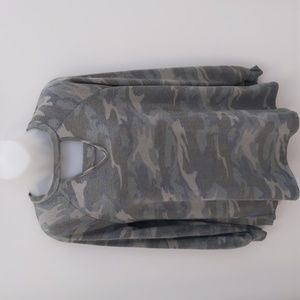 Camo Keyhole Strap Neckline Sweatshirt